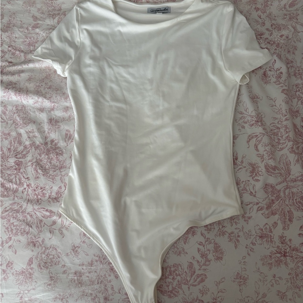 White Short Sleeve Slimming Bodysuit